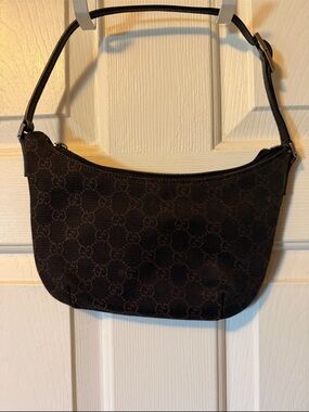 Vintage small gucci handbag